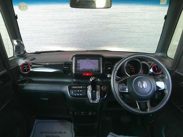 N-BOXカスタムG Lパッケージ 4WD