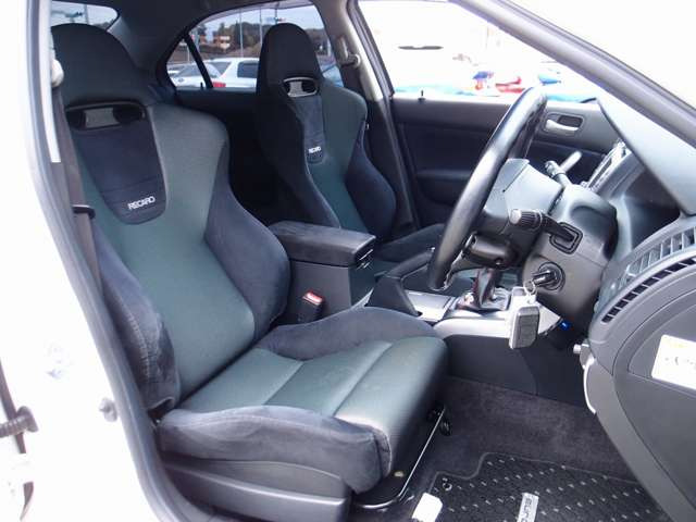 ���[��R��pRECARO�V�[�g�����B����]�ɉ�����BRIDE����RECARO���Ȃǂ̐l�C�X�|�[�c�V�[�g�������ȋ��z�ɂČ����\�ł��B���C�y�ɃX�^�b�t�܂ł��₢���킹�������܂�