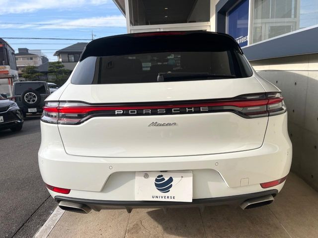 �������t�т̕ۏ؂̑��A���S�̍Œ�3�N�E���s�������ۏ�(�L��)�����p�ӁB�A���Ԃ����S���Ă��y���݂���������l�A�ۏؓ��e���[���͂������A�����_��&�I�C�������⃍�[�h�T�[�r�X���t�т��Ă���܂��B