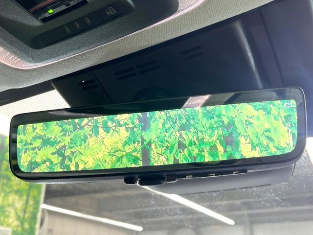 �y�f�W�^���C���i�[�~���[�z��Ȃ̑傫�ȉו��⓯��҂Ō�����m�F���Â炢���ł����S!�J�������B�e�����ԗ�����̉f�������[���~���[���ɕ\���B�N���A�Ȏ��E�ŏ󋵂̊m�F���\�ł�!