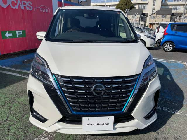 セレナ1.2 e-POWER ハイウェイスターV