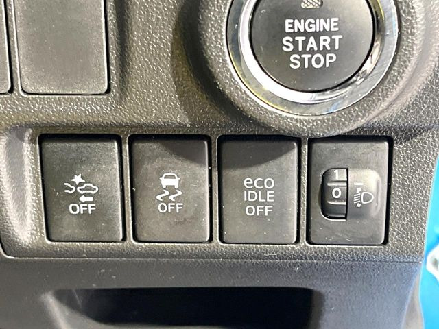 �y�A�C�h�����O�X�g�b�v�z�ԐM����a�؂Œ�Ԃ����ۂɃG���W�����~���A���ʂȔR���̏����}���܂��B�R��������ی�ɂȂ���@�\��G���W���̓u���[�L�𗣂��΍Ďn�����܂��B