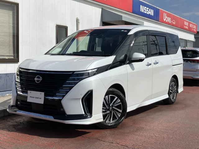 セレナ1.4 e-POWER ハイウェイスターV