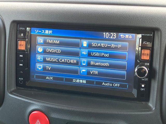 �y�����i�r�z�l�C�̏����i�r�𑕔����Ă���܂��B�i�r�̎g���₷���͂������A�I�[�f�B�I�@�\���[��!�L�����v�◷�s�͂������A�ʋ΂┃�����ȂǕ��i�̃h���C�u���y�����Ȃ�͂���