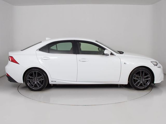 社外アルミホイール取付・スピンドルエアロ取付・各メーカーエアロ取付・車高調・ローダウン・ライトカスタム・スモークフィルム施工OK!お気軽にご相談下さい!