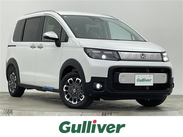 フリード1.5 e:HEV クロスター 4WD