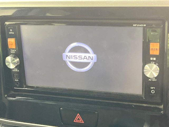 �y�����i�r�z�l�C�̏����i�r�𑕔����Ă���܂��B�i�r�̎g���₷���͂������A�I�[�f�B�I�@�\���[��!�L�����v�◷�s�͂������A�ʋ΂┃�����ȂǕ��i�̃h���C�u���y�����Ȃ�͂���