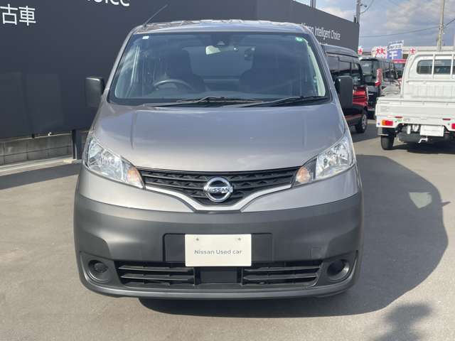 NV200バネットバン1.6 DX