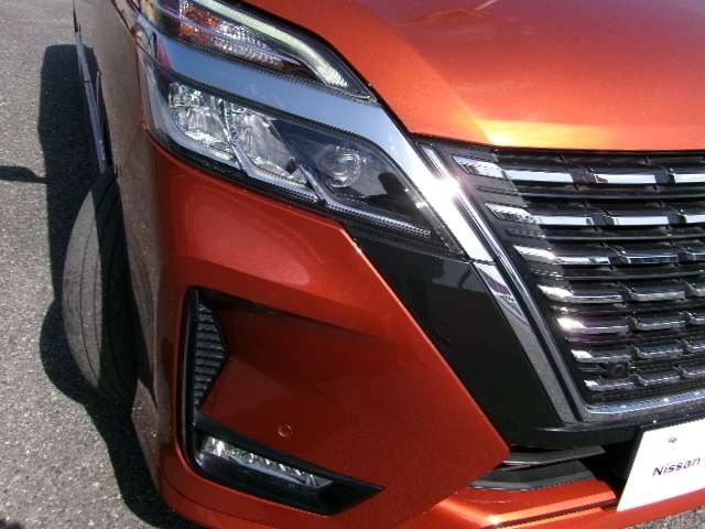 セレナ2.0 ハイウェイスターV