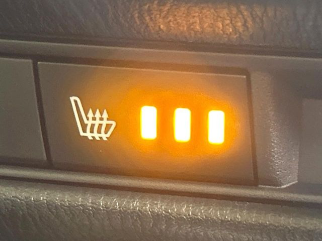 �y�V�[�g�q�[�^�[�z�������ɏd�󂷂�V�[�g�q�[�^�[!�G�A�R����葁�����܂��Ă����̂Ŋ�����̐l�����S�ł��ˁ�G�A�R���̉����͊������邩����A�Ƃ������ɂ����������߂ł��B