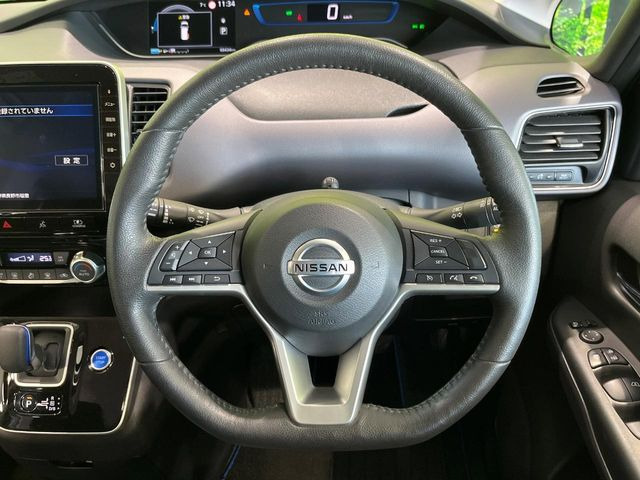 �y�����v�����X�e�A�����O�z�㎿�Ȋv���g�p���邱�ƂŁA��ɂ����������݂ƂĂ��^�]���₷���n���h���ł���