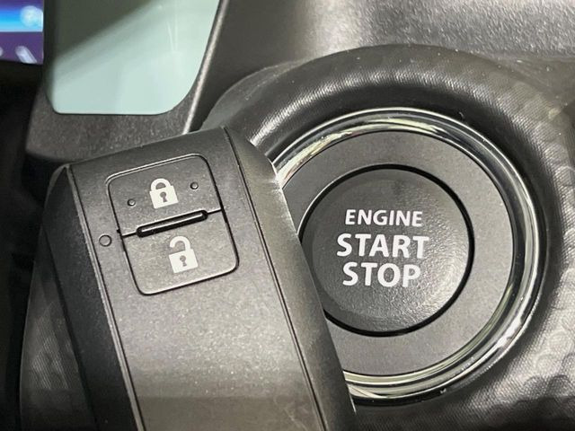 �y�L�[���X�X�^�[�g�V�X�e���z�J�o����|�P�b�g�ɓ��ꂽ�܂܂ł��h�A�̎{���E�������\�ȃX�}�[�g�L�[�𑕔��B�G���W���̃I���E�I�t�����J�M�����o���K�v����������Ƃ��Ă��֗��ł���