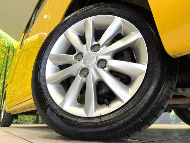 �y����14�C���`�A���~�z�C�[���z�O�ςɃ}�b�`���������A���~�z�C�[���𑕒����Ă���܂��B�e��ЊO�A���~�z�C�[����A�X�^�b�h���X�^�C�����戵�����Ă���܂��B���񂲑��k����������