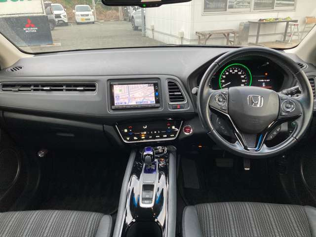 ヴェゼル1.5 ハイブリッド Z ホンダセンシング