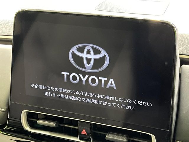 �y10.5�C���` �f�B�X�v���C�I�[�f�B�I�z���ʂ̃f�B�X�v���C��AppleCarPlay��AndroidAuto�����p�\�B�傫�ȉ�ʂŃX�}�z�i�r�A�v���������p���������܂���