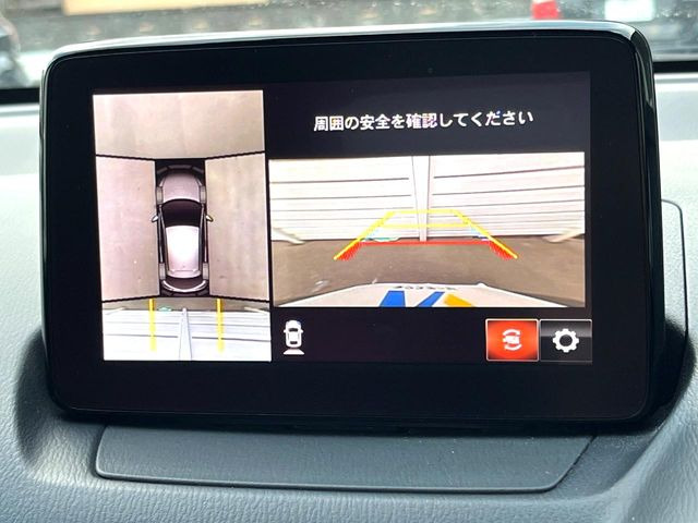 �y360&deg;�r���[���j�^�[�z��p�̃J�����ɂ��A�ォ�猩���낵���悤�Ȏ��_��360�x�N���}�̎��͂��m�F���邱�Ƃ��ł��܂������p�������m�F���₷���A�����ꏊ�ł̐؂�Ԃ��⒓�Ԃ��X���[�Y�ɍs���܂��B