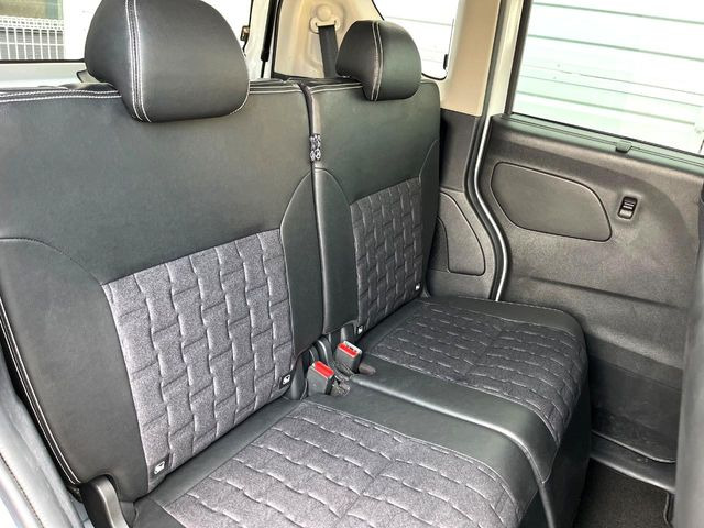 �L�X�Ƃ���2��ڃV�[�g�͋��Z���������A���S�n�����K!�F�B��Ƒ��Ƃ̂��o�����ɂ҂�����ł��B�x�r�[�V�[�g��`���C���h�V�[�g�g�p�������K�ɂ��߂�������������\���ȋ�Ԃ��m�ۂ��Ă��܂��B