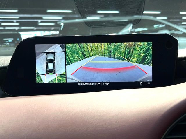 �y360&deg;�r���[���j�^�[�z��p�̃J�����ɂ��A�ォ�猩���낵���悤�Ȏ��_��360�x�N���}�̎��͂��m�F���邱�Ƃ��ł��܂������p�������m�F���₷���A�����ꏊ�ł̐؂�Ԃ��⒓�Ԃ��X���[�Y�ɍs���܂��B