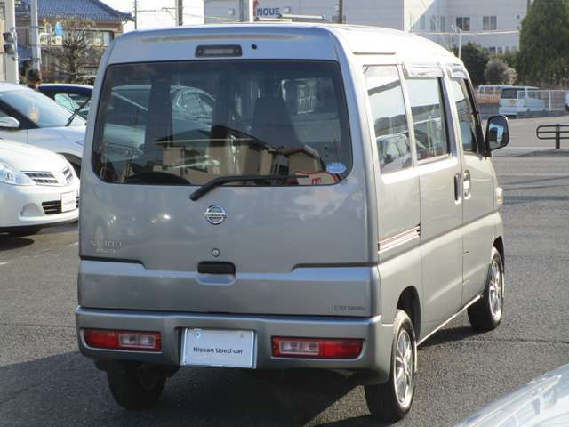 NV100クリッパーDX 4WD