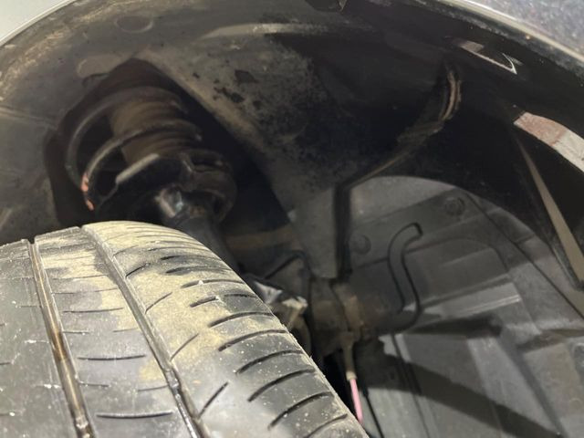 下回りの劣化予防の為の防錆加工の施工も承っております。降雪地域はもちろん、沿岸部にお住いの方や、趣味でマリン・ウィンタースポーツをされる方に大変好評いただいております。