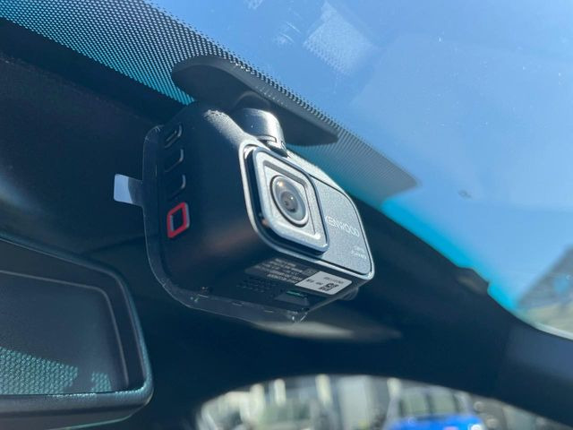 �y�h���C�u���R�[�_�[�z���S�E���S�ȃJ�[���C�t�ɕK�{�̃h���C�u���R�[�_�[�𑕔�!���s���͂������A������^�]�⎖�̂ɑ��������ۂ̏󋵂��f���ŋL�^���A����̃��X�N�ɔ����܂��B