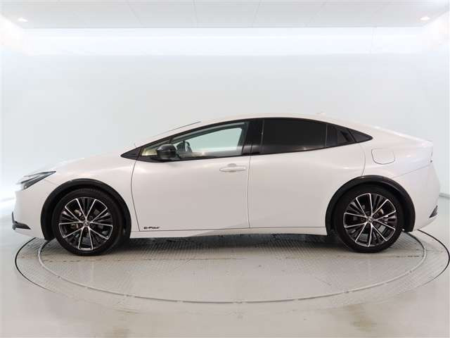 プリウス2.0 Z E-Four 4WD