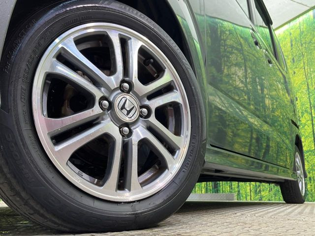 �y����14�C���`�A���~�z�C�[���z�O�ςɃ}�b�`���������A���~�z�C�[���𑕒����Ă���܂��B�e��ЊO�A���~�z�C�[����A�X�^�b�h���X�^�C�����戵�����Ă���܂��B���񂲑��k����������