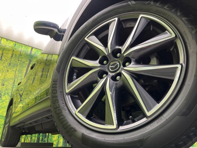 �y����19�C���`�A���~�z�C�[���z�O�ςɃ}�b�`���������A���~�z�C�[���𑕒����Ă���܂��B�e��ЊO�A���~�z�C�[����A�X�^�b�h���X�^�C�����戵�����Ă���܂��B���񂲑��k����������