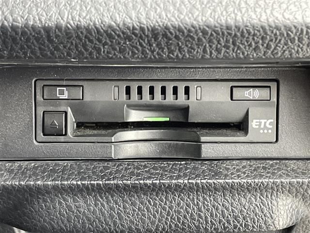 ノア1.8 ハイブリッド Si