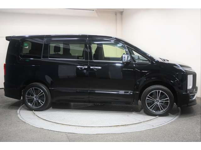 デリカD:5アーバンギア 2.2 P エディション 4WD