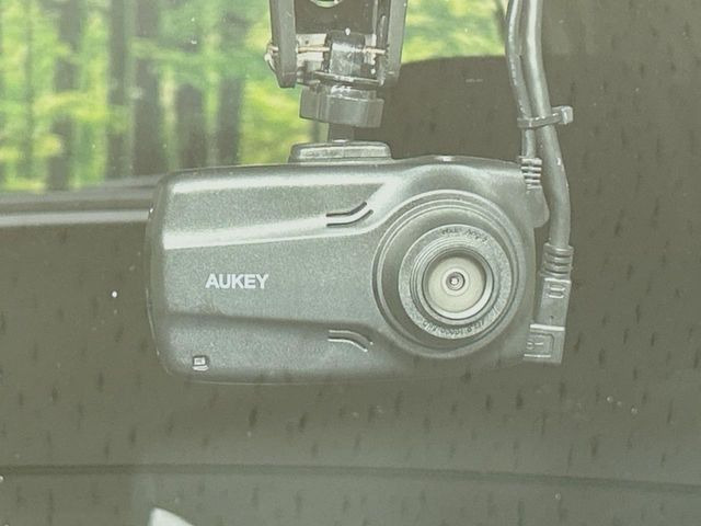 �y�h���C�u���R�[�_�[�z�h���C�u���R�[�_�[����!���s���͂������A������^�]�⎖�̂ɑ��������ہA�f���ŋL�^���A����̃��X�N�ɔ����܂��B���L�^�pSD�J�[�h�͂��q�l�����g�ł��������������K�v������܂��B