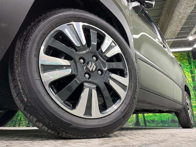 �y����16�C���`�A���~�z�C�[���z�O�ςɃ}�b�`���������A���~�z�C�[���𑕒����Ă���܂��B�e��ЊO�A���~�z�C�[����A�X�^�b�h���X�^�C�����戵�����Ă���܂��B���񂲑��k����������