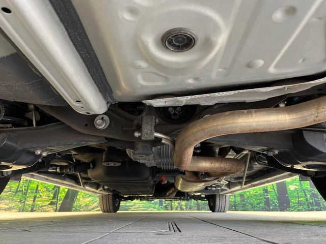 下回りがきれいなうちに、防錆加工の施工がオススメ。降雪地域はもちろん、沿岸部にお住いの方や、趣味でマリン・ウィンタースポーツをされる方にご好評いただいております。