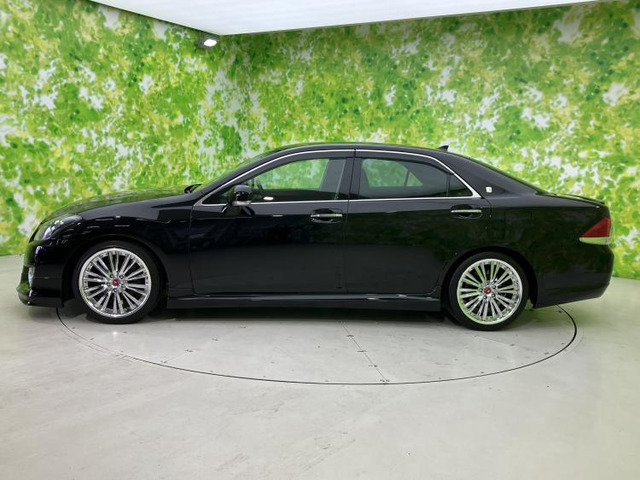 クラウンアスリート