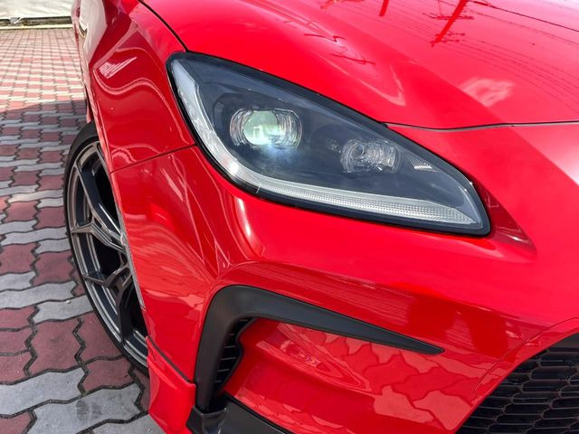 �yLED�w�b�h���C�g�z���V����ԑ��s�����ǍD�Ȏ��E���m�ۂ����S���ĉ^�]�ł��鍂�P�xLED�w�b�h���C�g�𑕔�!�_�����x�������A����d�͂��}�����Ă��܂��B