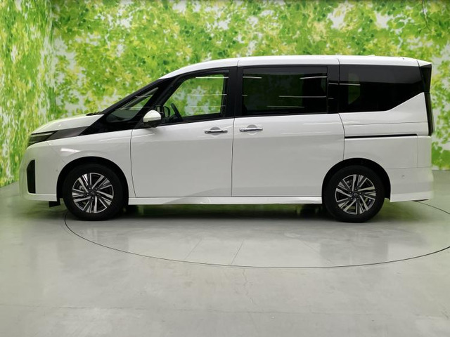 セレナ1.4 e-POWER ルキシオン