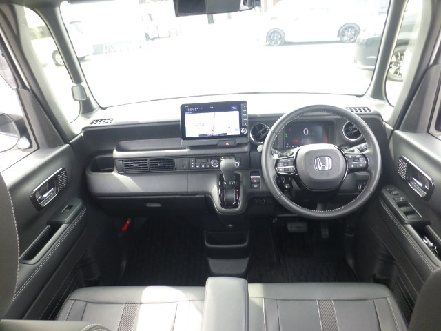 N-BOXカスタムコーディネートスタイル モノトーン