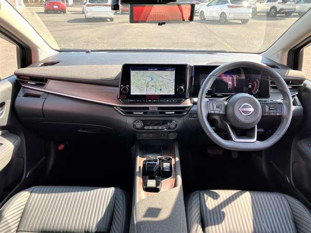 ノートオーラ1.2 G レザーエディション