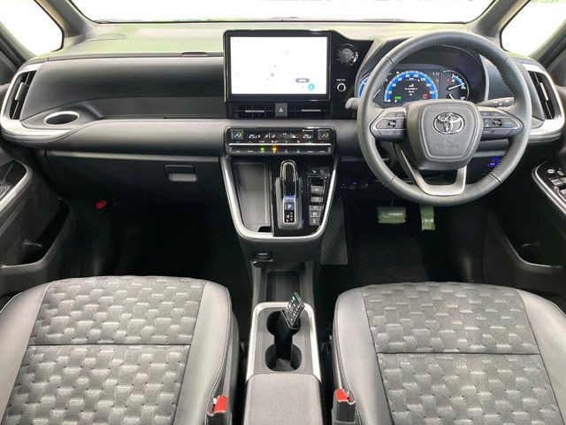 ヴォクシー1.8 ハイブリッド S-Z