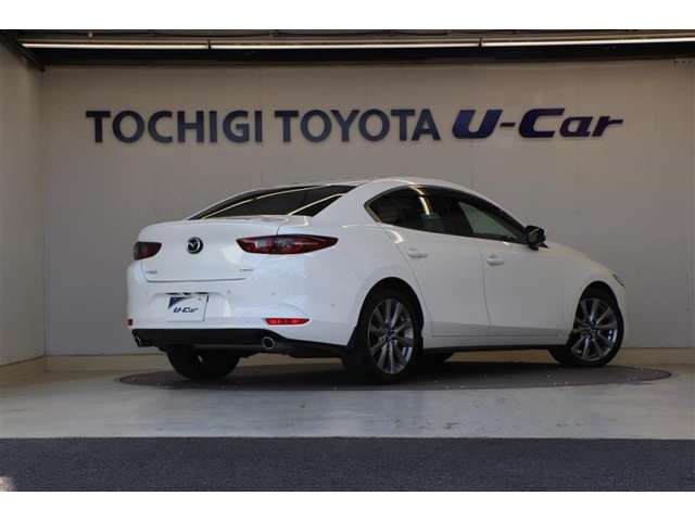 MAZDA3セダン2.0 20S Lパッケージ