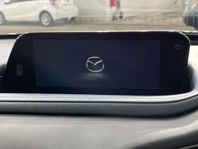 �y10.25�C���`�}�c�_�R�l�N�g�z�ԓ��̕��͋C�Ƀ}�b�`������^�f�B�X�v���C�B�X�}�z�ڑ��ł̃i�r�g�p��Bluetooth�Đ����A�l�X�ȋ@�\���y���߂܂��B�����I�ȃ_�C�������삪�\�ŁA�g��������ǍD�ł��B