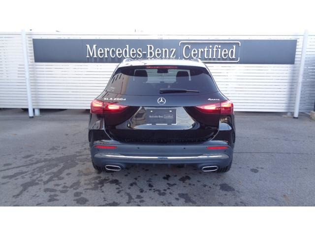 GLAクラスGLA200d 4マチック AMGラインパッケージ 4WD