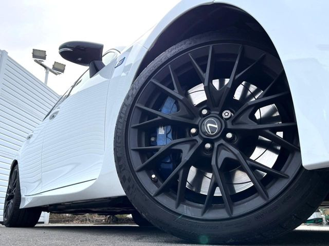 �y����19�C���`BBS���A���~�z�C�[���z�O�ςɃ}�b�`���������A���~�z�C�[���𑕒����Ă���܂��B�e��ЊO�A���~�z�C�[����A�X�^�b�h���X�^�C�����戵�����Ă���܂��B���񂲑��k����������