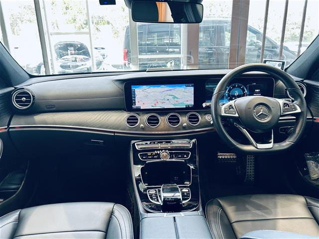 EクラスE220d アバンギャルド スポーツ