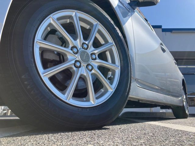 �y15�C���`�A���~�z�C�[���z�O�ςɃ}�b�`�����A���~�z�C�[���𑕒����Ă���܂��B�e��A���~�z�C�[����A�X�^�b�h���X�^�C�����戵�����Ă���܂��B���񂲑��k����������