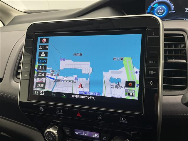 セレナ1.2 e-POWER ハイウェイスターV