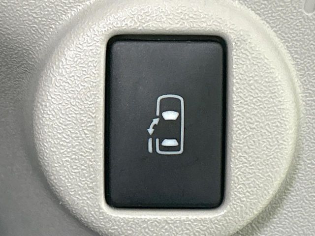 �y�p���[�X���C�h�h�A�z�X�}�[�g�L�[��^�]�Ȃ̃X�C�b�`�ŃX���C�h�h�A�̊J���\���d��������͂����ăh�A���J����K�v�������A���������q�l�ł��A�d���ו��������Ă��鎞�����N�ɊJ���߂ł��܂���