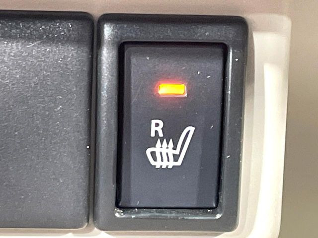 �y�V�[�g�q�[�^�[�z�������ɏd�󂷂�V�[�g�q�[�^�[!�G�A�R����葁�����܂��Ă����̂Ŋ�����̐l�����S�ł��ˁ�G�A�R���̉����͊������邩����A�Ƃ������ɂ����������߂ł��B