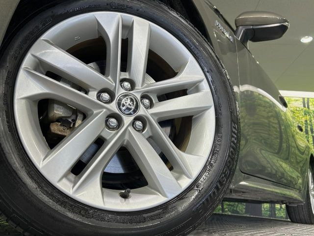 �y����16�C���`�A���~�z�C�[���z�O�ςɃ}�b�`���������A���~�z�C�[���𑕒����Ă���܂��B�e��ЊO�A���~�z�C�[����A�X�^�b�h���X�^�C�����戵�����Ă���܂��B���񂲑��k����������