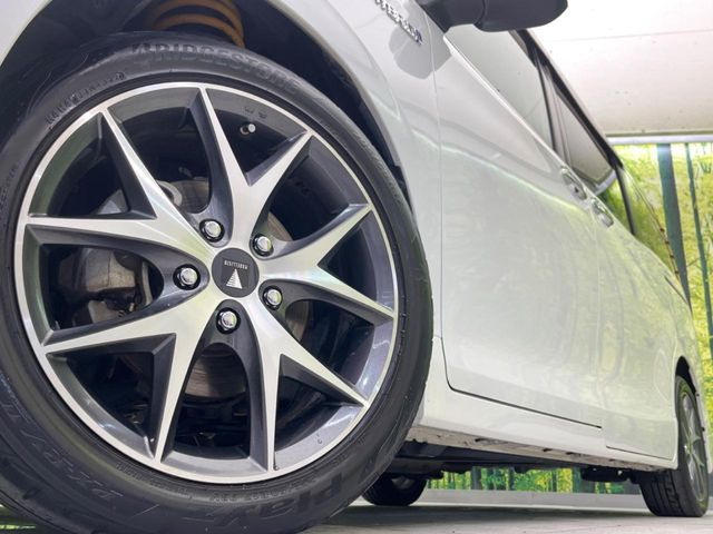 �y17�C���`�A���~�z�C�[���z�O�ςɃ}�b�`�����A���~�z�C�[���𑕒����Ă���܂��B�e��A���~�z�C�[����A�X�^�b�h���X�^�C�����戵�����Ă���܂��B���񂲑��k����������